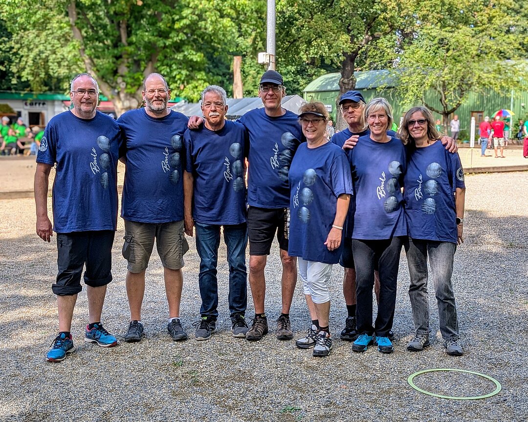 Auf dem Bild fehlt krankheitsbedingt Christine Riethmüller.